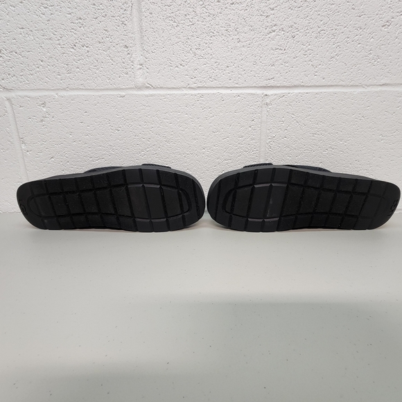 Ugg Emily Mesh Sandals Women's Size 8.5 Ugg Black Crisscross Comfort Slides - Picture 5 of 12